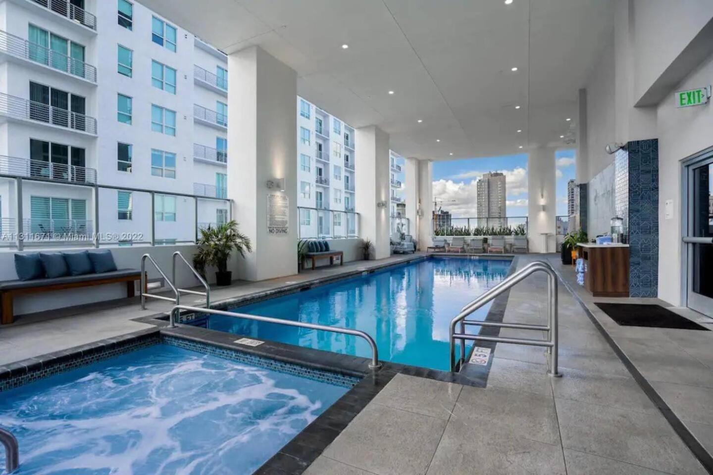 2 Bedrooms Design Condo Downtown Miami Pool And Gym Bagian luar foto